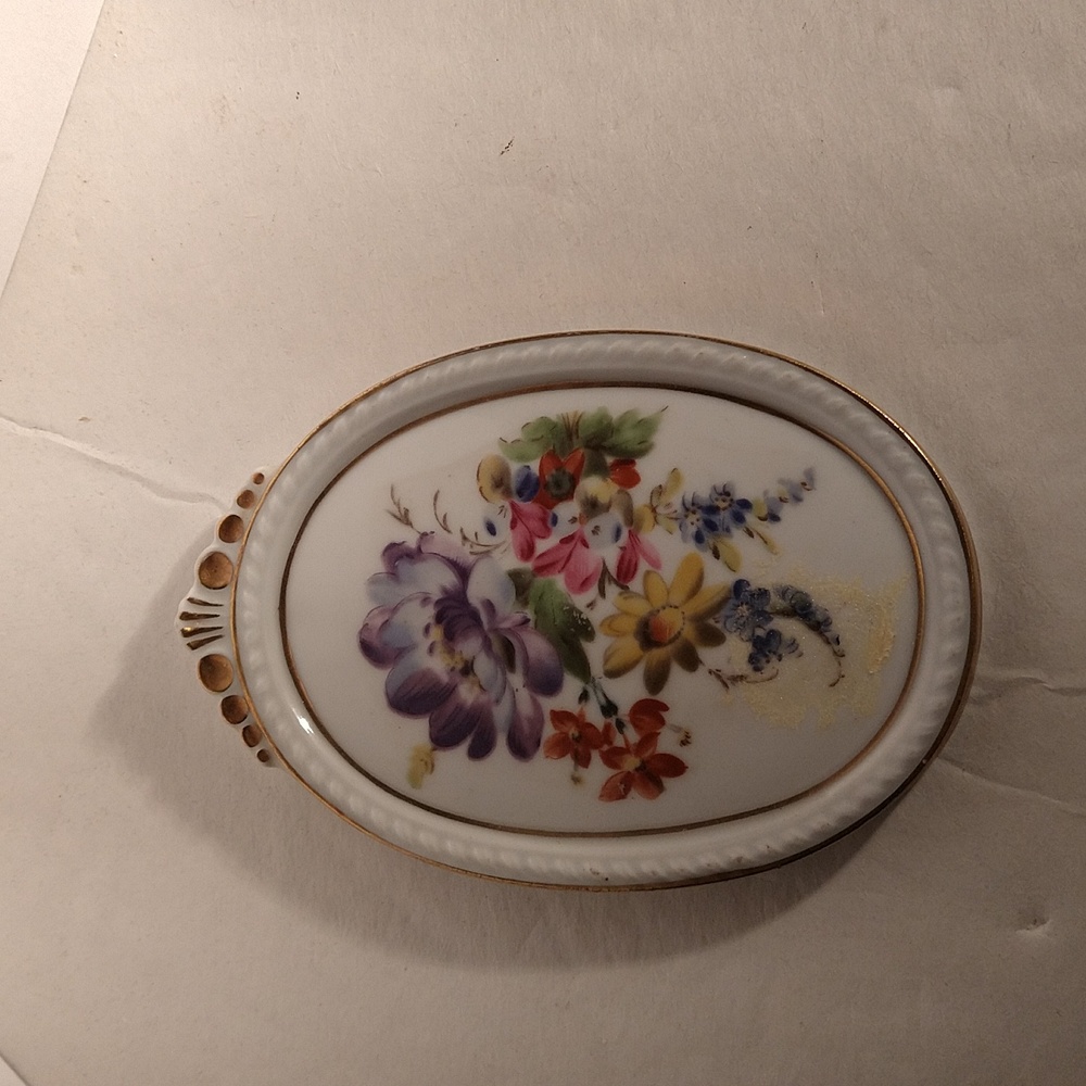 Vintage AK Kaiser West Germany Porcelain Wall Medallion Floral Dollhouse